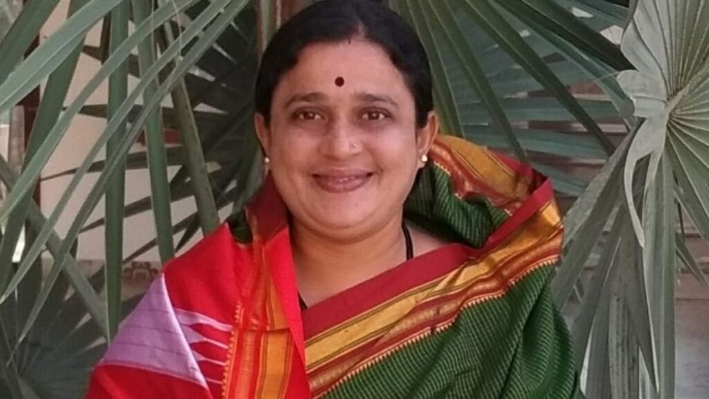 Indian Female Farmer: किसान नहीं ‘किसानशक्ति’ हैं ये महिलाएं, जानिए 5 महिला किसानों की करोड़ों की खेती वाली प्रेरक कहानियां 3 किसान नहीं ‘किसानशक्ति’ हैं ये महिलाएं, जानिए 5 महिला किसानों की करोड़ों की खेती वाली प्रेरक कहानियां